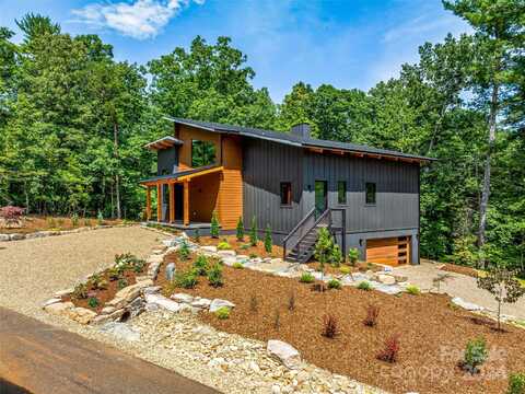 1180 W Lake Road, Marion, NC 28752