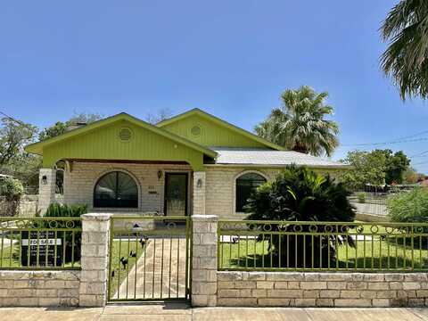 408 W Dignowity, Del Rio, TX 78840