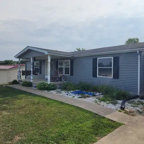 221 Twilight Dr, Jackson, OH 45640