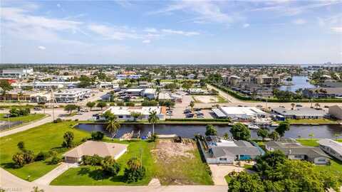 1717 Bikini, CAPE CORAL, FL 33904