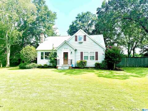 2013 N 2ND AVENUE, CLANTON, AL 35045