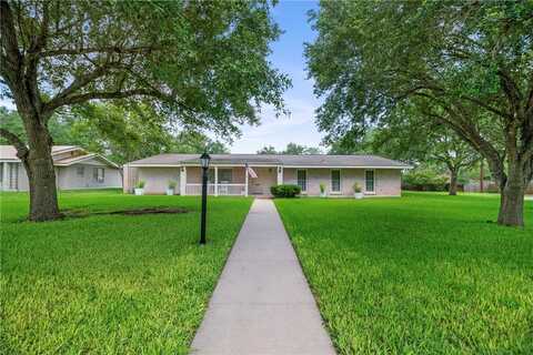 1211 E Bowie Street, Beeville, TX 78102