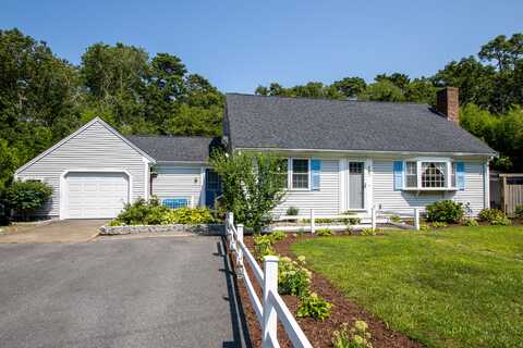 90 Freeman Road, Yarmouth Port, MA 02675