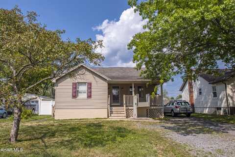 1316 Maple Avenue, Hollidaysburg, PA 16648