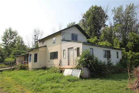 1692 West Kendall Road, Kendall, NY 14476