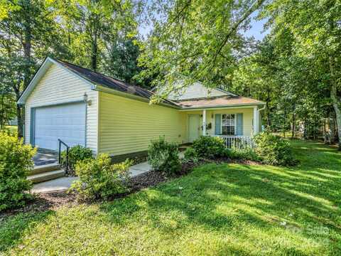 61 Simmons Drive, East Flat Rock, NC 28726