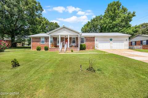 63 Helms Street S, Lexington, TN 38351