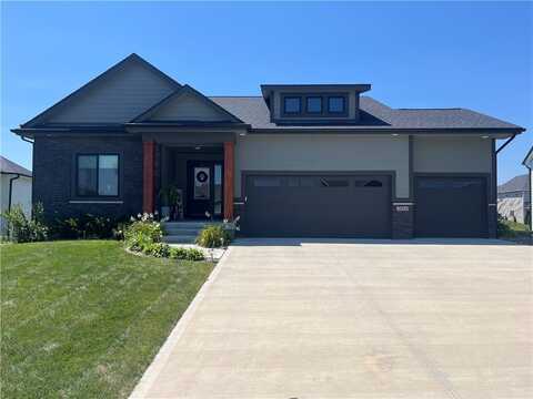 2850 Sunflower Drive, Waukee, IA 50263