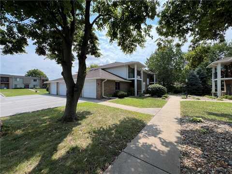 1100 49TH Street, West Des Moines, IA 50266