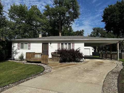 817 S Wells Street, Aberdeen, SD 57401