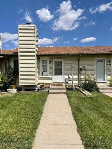 5120 JANE LN, Cheyenne, WY 82001