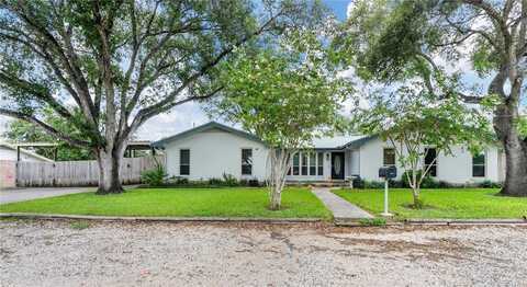 1303 Amy Street, George West, TX 78022