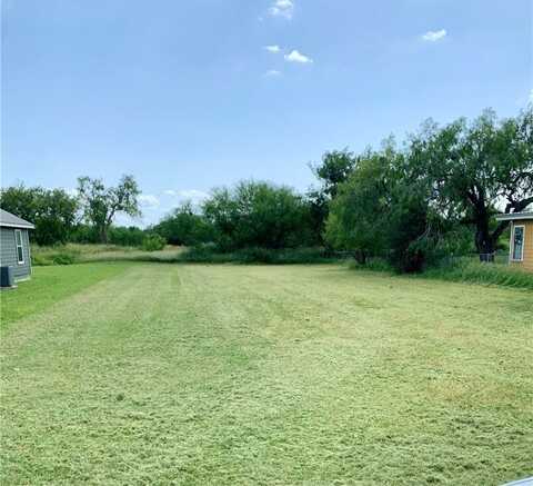 E Copano Street, Mathis, TX 78368