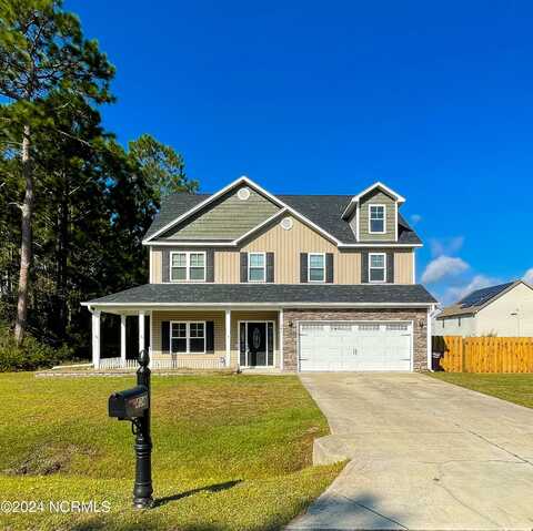 404 Kinroff Drive, Hubert, NC 28539