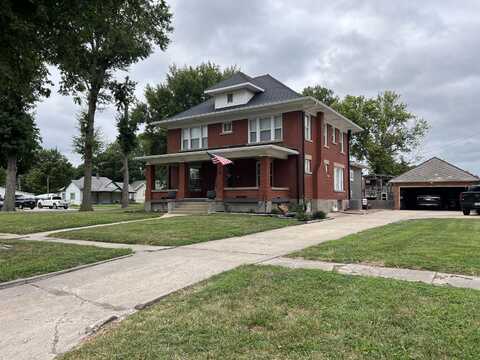 632 Rich ST, Slater, MO 65349