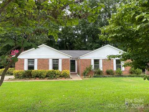 5021 Prestwick Lane, Charlotte, NC 28212