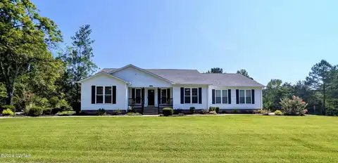 380 Jr Arnold Loop, Beech Bluff, TN 38313