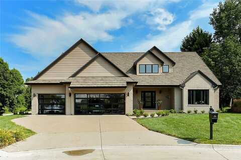 5519 Glen Oaks Pointe, West Des Moines, IA 50266