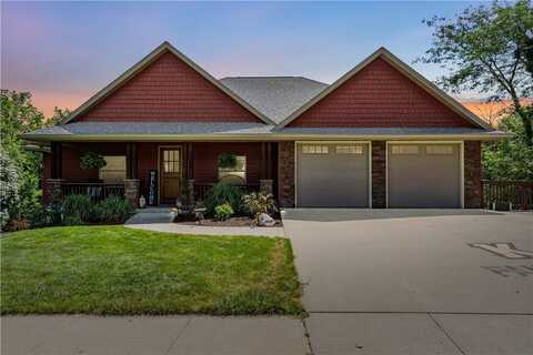 1309 Sunrise Drive, Knoxville, IA 50138