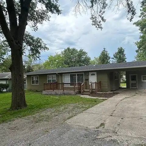 Brown, HALLSVILLE, MO 65255