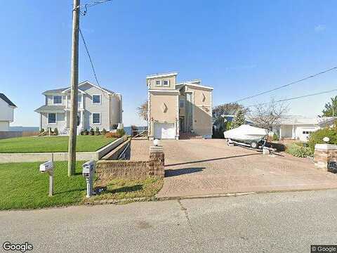 Grandview, SHIRLEY, NY 11967