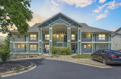 Spring Creek Court, Unit 2-1, Branson, MO 65616