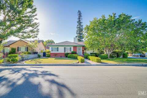 Spruce, BAKERSFIELD, CA 93301