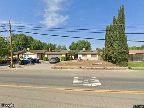 11Th, HANFORD, CA 93230