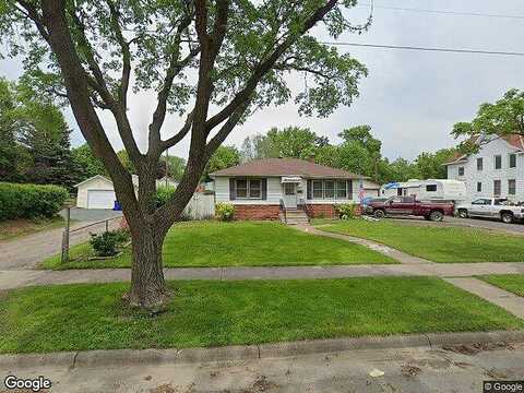 Cottage, SAINT PAUL, MN 55117