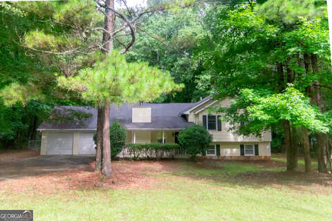 Gerri, NEWNAN, GA 30263