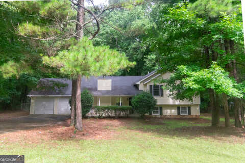 Gerri, NEWNAN, GA 30263