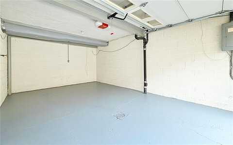 Woodcrest, PITTSBURGH, PA 15205