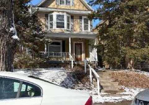 James, MINNEAPOLIS, MN 55408