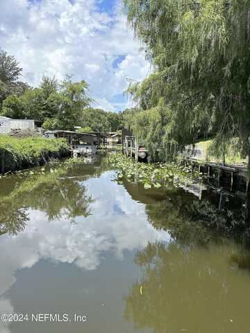 Hermits, SATSUMA, FL 32189