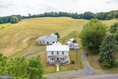 Burketown, WEYERS CAVE, VA 24486