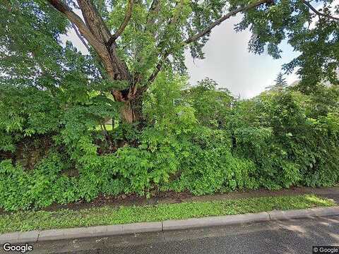 Churchill, STILLWATER, MN 55082