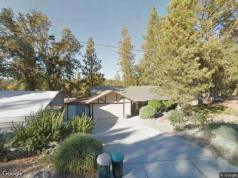 Canoga, OAKHURST, CA 93644