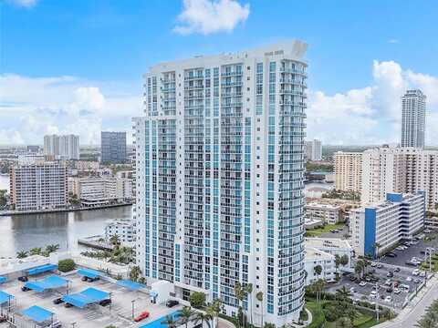 Ocean, HALLANDALE BEACH, FL 33009