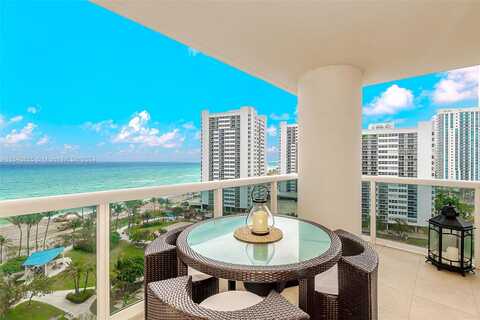 Ocean, HALLANDALE BEACH, FL 33009