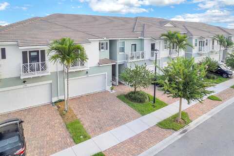 Cypress Key, ROYAL PALM BEACH, FL 33411