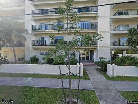 26Th, NORTH MIAMI BEACH, FL 33160