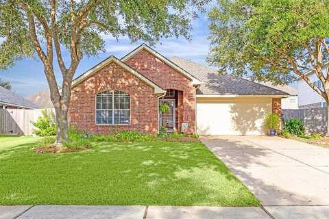 Castle Cove, LEAGUE CITY, TX 77573