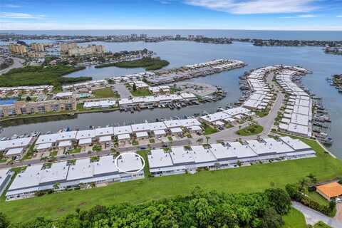 Boca Ciega Point, SAINT PETERSBURG, FL 33708