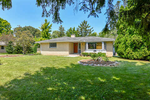 Glenbrook, MILWAUKEE, WI 53223