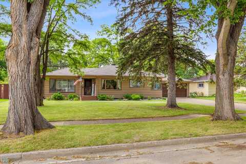 3Rd, MOORHEAD, MN 56560