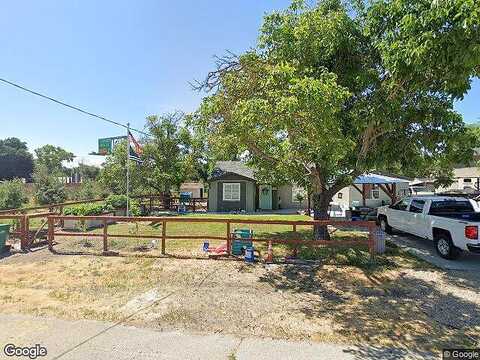 19Th, PASO ROBLES, CA 93446