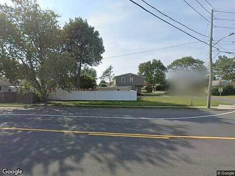 50Th, LINDENHURST, NY 11757