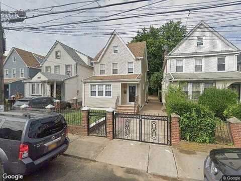 207Th, QUEENS VILLAGE, NY 11429