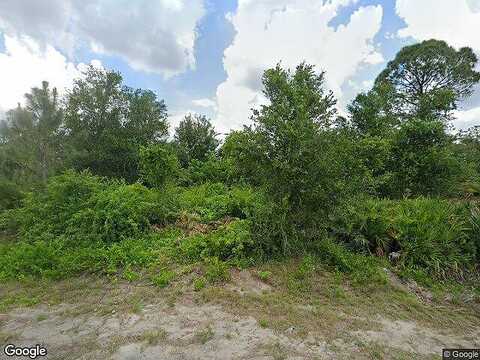 Pine, LEHIGH ACRES, FL 33972