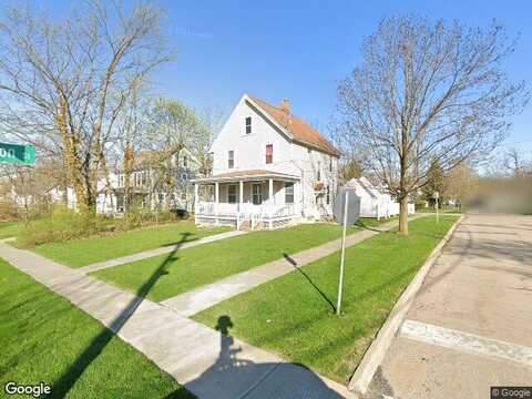 Woodrow, BEDFORD, OH 44146